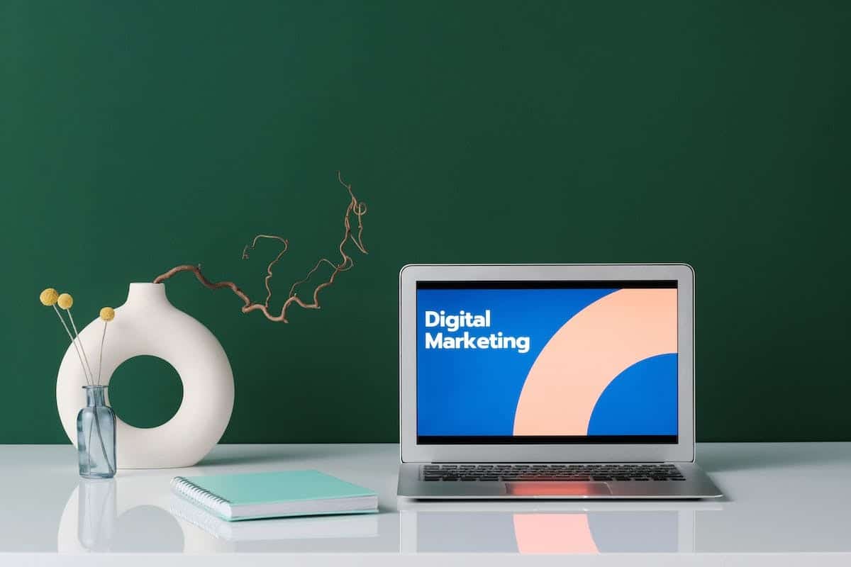 Les stratégies incontournables du marketing B2B dans l’industrie informatique